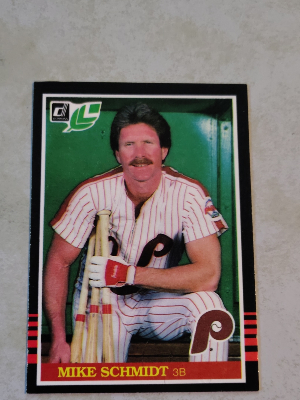 Mike Schmidt 1986 Leaf #205 Philadelphia Phillies Baseball Card MLB NM
